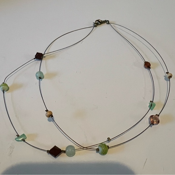 Women’s choker style necklace with multi color stones - Picture 3 of 6